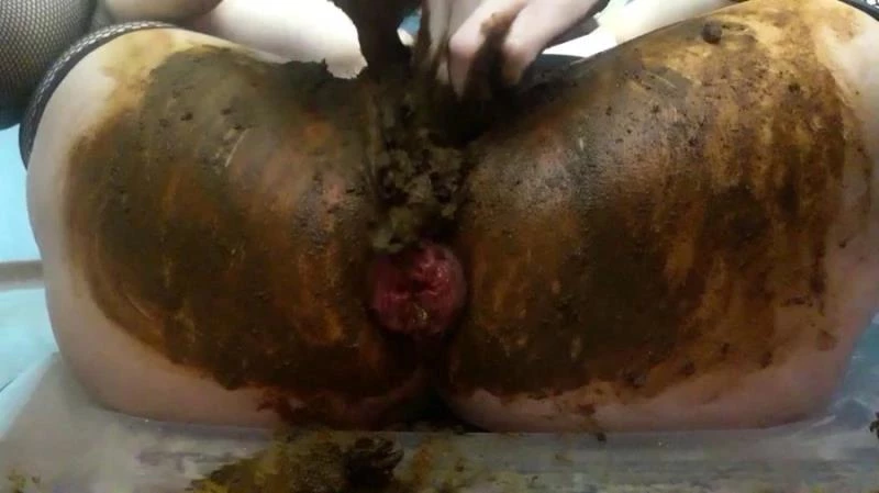 Anal Prolapse In Shit - Toilet [2024/FullHD]